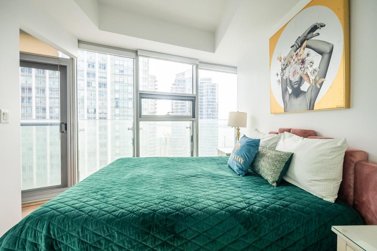 Globalstay. Amazing Downtown Apartments Торонто Экстерьер фото