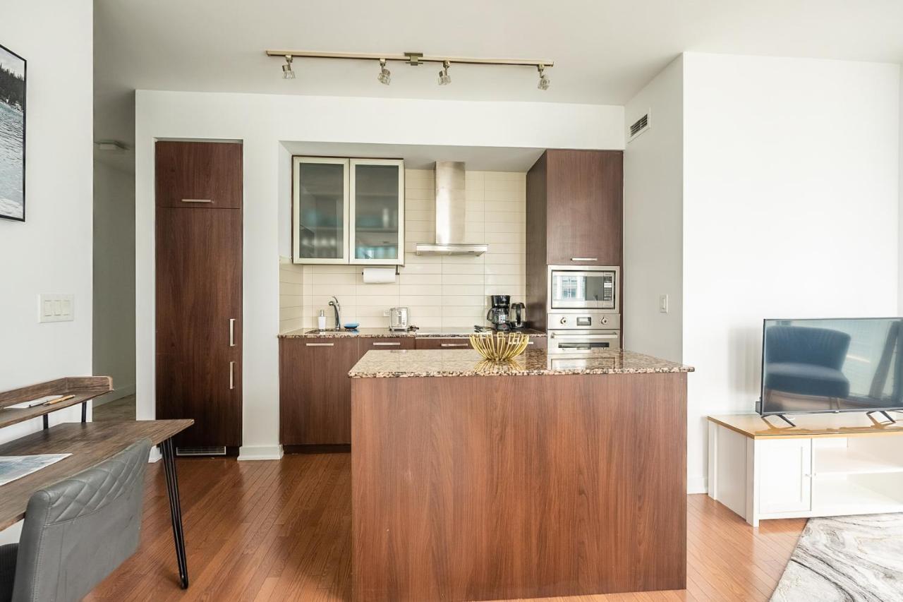 Globalstay. Amazing Downtown Apartments Торонто Экстерьер фото