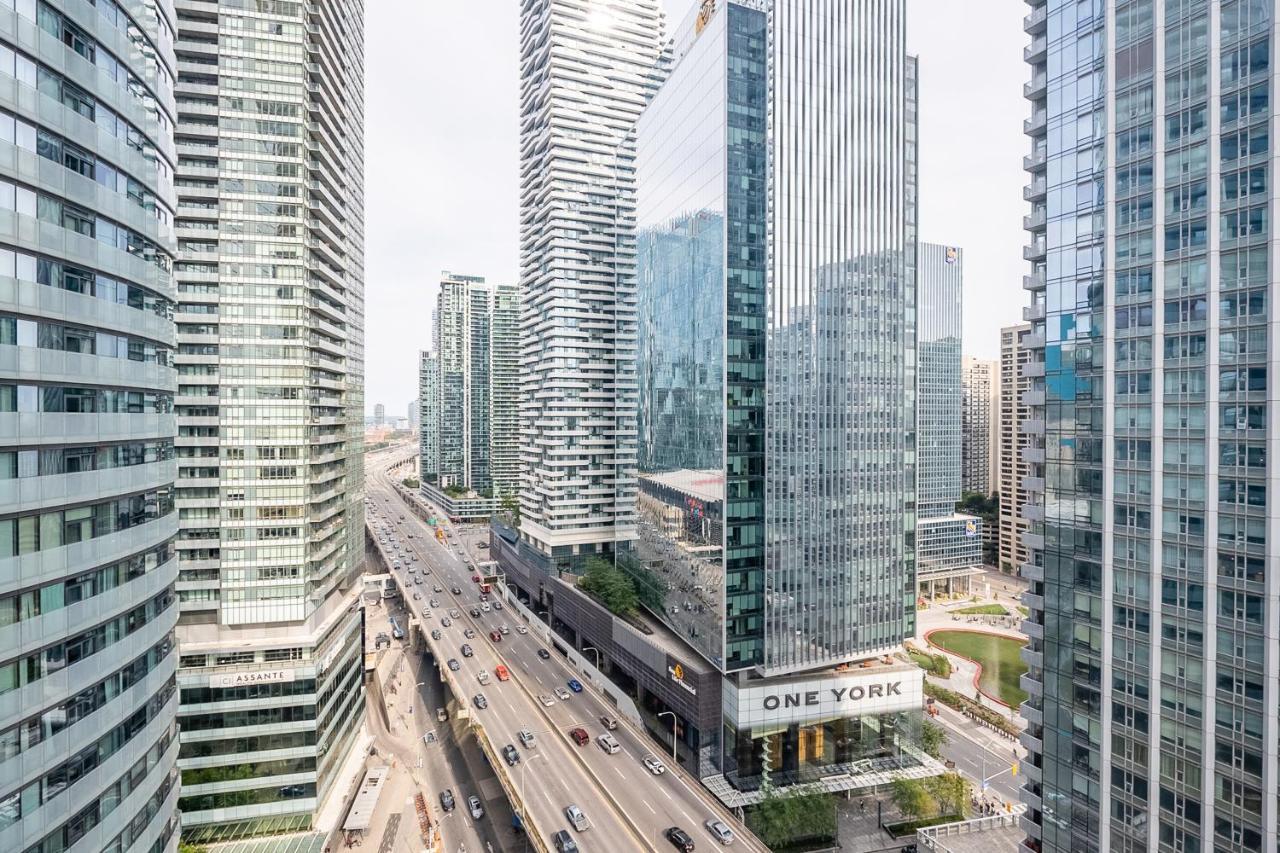 Globalstay. Amazing Downtown Apartments Торонто Экстерьер фото